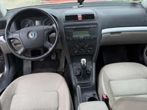 Skoda Octavia 2.0 tdi euro 4 140 CP — miniatura 6