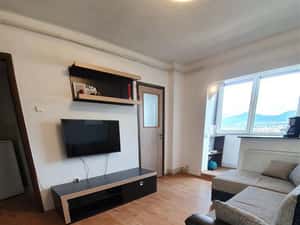 Inchiriere Garsoniera in bloc de apartamente, zona Astra, moderna