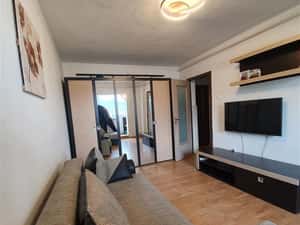 Inchiriere Garsoniera in bloc de apartamente, zona Astra, moderna — miniatura 4