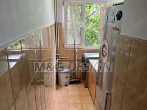 Circumvalatiunii-Dacia, apartament 3 camere semidecomandat, etaj 1 — miniatura 2