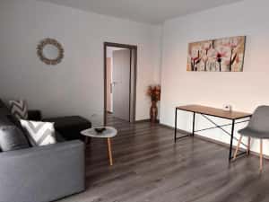 Lipovei,In Bloc Nou cu Centrala și Loc Parcare, Mobilat Nou,Liber, Merita Vazut 100%