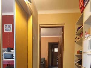 Apartament 2 camere, Craiovita Noua, 4/4, acoperis cu tigla — miniatura 3