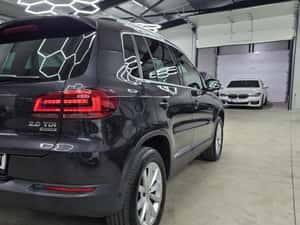 Volkswagen Tiguan Lounge Automată 150 HP Diesel — miniatura 4