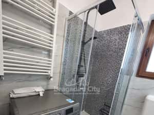 Apartament 3 cam 2 bai 2 balcoane in vila — miniatura 4