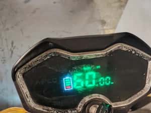 Tricicleta cu bena Tuktuk electric limitat la 25 km/h Nou — miniatura 9