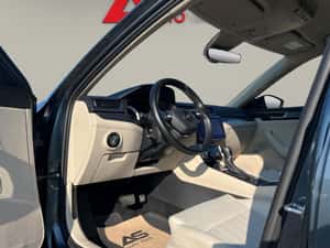 Skoda Superb 2.0 TSI 4X4 DSG Style 2021 — miniatura 3