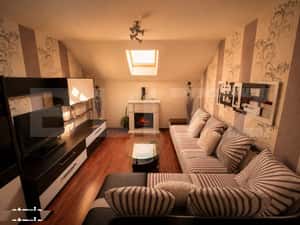 De vanzare Ap 4 camere open space 107mp