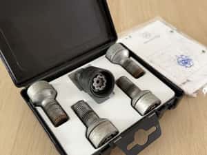 Antifurt roti / jante original Mercedes — miniatura 9