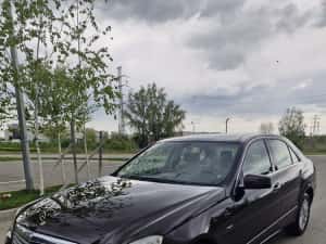 Mercedes Benz E Class ,Elegance — miniatura 1