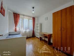 Apartament 3 camere decomandat, etaj 1, parcare in curte.