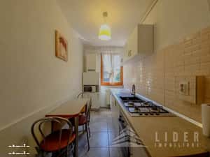Apartament 3 camere decomandat, etaj 1, parcare in curte. — miniatura 3