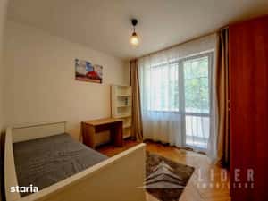 Apartament 3 camere decomandat, etaj 1, parcare in curte. — miniatura 4