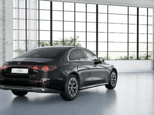 Mercedes-Benz E 220 - 30.653 km, Diesel, Automată — miniatura 3