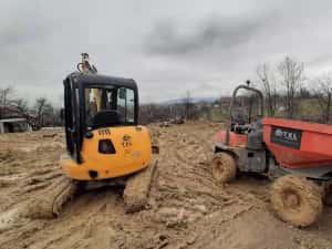 Lucrari miniexcavator,  dumper, cilindru, camioneta — miniatura 7