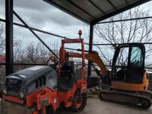 Lucrari miniexcavator,  dumper, cilindru, camioneta — miniatura 9