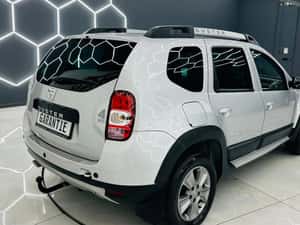 Dacia Duster 1.5D E5 4X4 Manuală 110 HP Diesel 2015 — miniatura 4