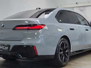 BMW 740, 2025, 5.950 km, Diesel, Automată, 299 cp — miniatura 6