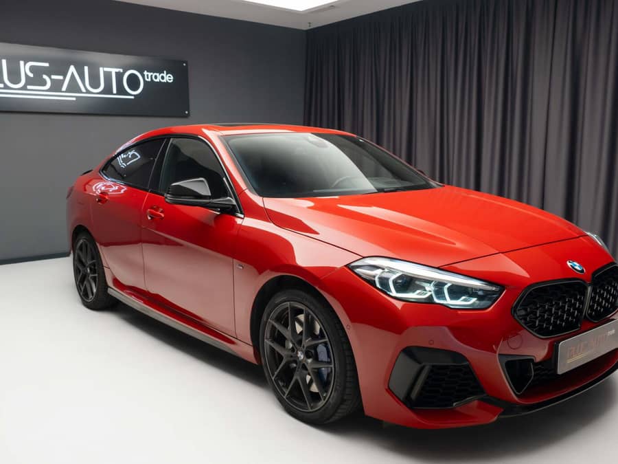 BMW M235 Automată 306 HP Benzină — fotografie 1 din 7