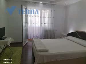 Închiriez garsonieră cochetă, etaj 2, zona Liviu Rebreanu