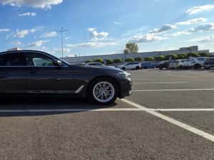 BMW Seria 530e Plug-in Hybrid — miniatura 4