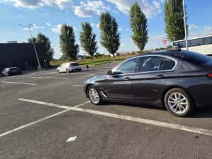 BMW Seria 530e Plug-in Hybrid — miniatura 5