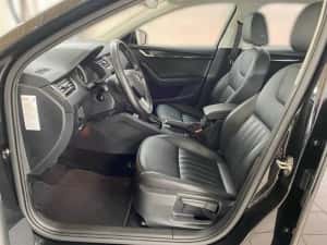 Inchirieri auto masina automata Skoda Octavia — miniatura 7