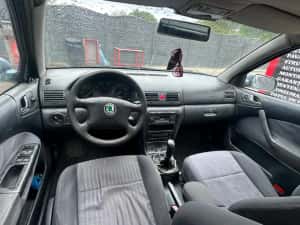 Skoda Octavia 1.9 TDI — miniatura 6