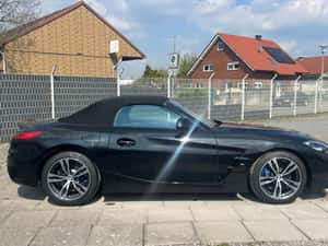 BMW Z4 Cabrio 197cp, 25.280km, 2025, Negru — miniatura 2