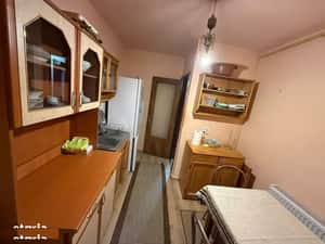 Vand apartament 3 camere — miniatura 3