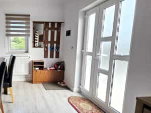 Proprietate in Roznov - Vila si 900 mp teren — miniatura 4