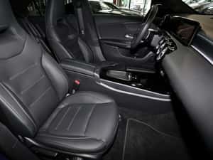 Mercedes-Benz CLA 200 Sport / Coupe — miniatura 4