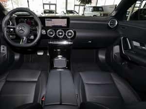 Mercedes-Benz CLA 200 Sport / Coupe — miniatura 5