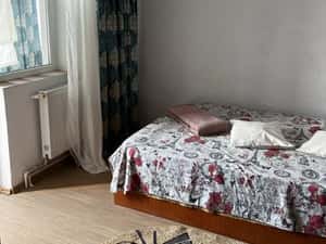 Inchiriez ap 2 camere zona ANAF - Catedrala — miniatura 4