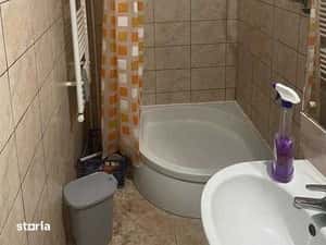 Inchiriez apartament 3 camere Malu Rosu — miniatura 6