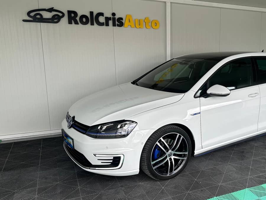 Volkswagen Golf 7 Automată 150 HP Hibrid (B/E) — fotografie 1 din 7