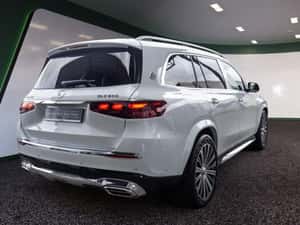 Mercedes-Benz GLS 600 2024 - 4.312 km — miniatura 3