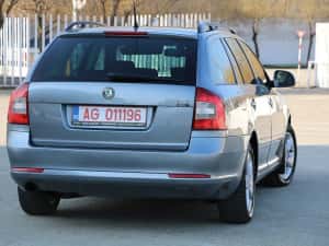 Vand Skoda Octavia Facelift Euro 5 Clima Navi  Posibilitate rate — miniatura 4