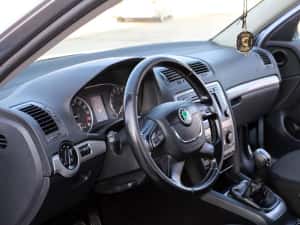 Vand Skoda Octavia Facelift Euro 5 Clima Navi  Posibilitate rate — miniatura 7