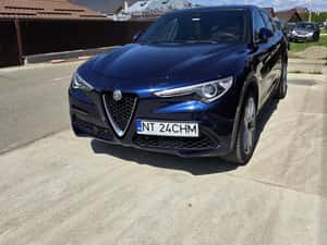 Alfa Romeo Stelvio 2.0 Turbo Benzină – 280 CP — miniatura 1