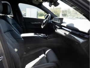 BMW 520, 2025, 28.103 km, 59.539 EUR — miniatura 7