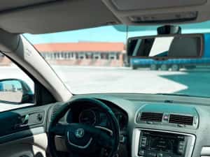 skoda octavia automat 2011 — miniatura 9
