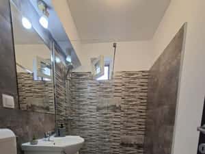 De inchiriat: Apartament 2 camere ultracentral, zona Pressco (proaspat — miniatura 5