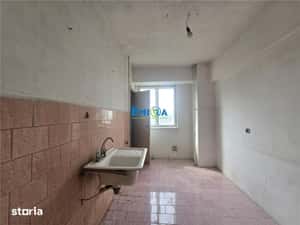 Investitie Ideala in Centrul Bacaului Apartament 2 Camere Decomandate — miniatura 5
