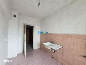Investitie Ideala in Centrul Bacaului Apartament 2 Camere Decomandate — miniatura 6