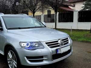 Proprietar Vand Volkswagen Touareg INDIVIDUAL 3.0 MANUAL cu PERNE - ofer finantare — miniatura 3
