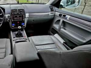Proprietar Vand Volkswagen Touareg INDIVIDUAL 3.0 MANUAL cu PERNE - ofer finantare — miniatura 6