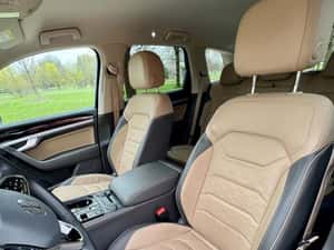 Volkswagen Touareg SUV, 56.300 km, automat, 286 cp — miniatura 4