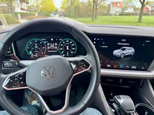 Volkswagen Touareg SUV, 56.300 km, automat, 286 cp — miniatura 5