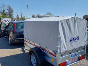 Remorca 750 kg auto mono-ax REPO, noua, garantie, carte RAR
