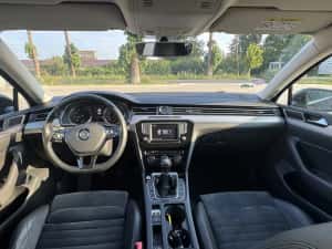 Vw Passat Highline/leduri/navigatie/alcantara/rate/garantie — miniatura 6